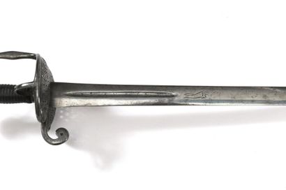 France, XVIIe (Louis XIV).
Forte épée Wallonne...