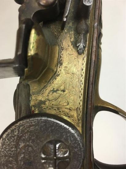 Étranger, 1ère moitié XVIIIe.
Long pistolet...