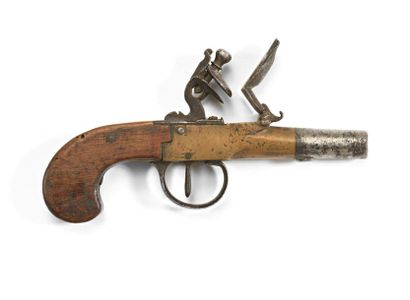 France, fin XVIIIe.
Pistolet à coffre en...