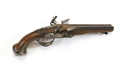France, milieu XVIIIe.
Superbe pistolet à...
