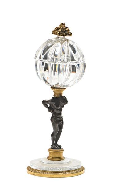 Drageoir en cristal à côtes renflées, le...