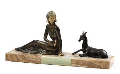 Fortunato GORI (1895-1925).
Elégante au faon.
Sculpture...