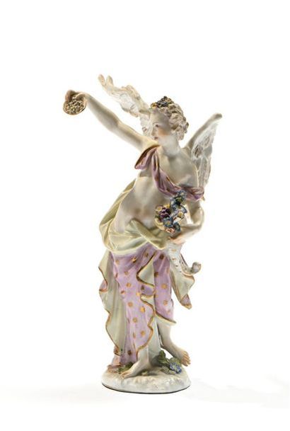 MEISSEN, XIXe.
Femme ailée à la corne d'abondance.
Sujet...