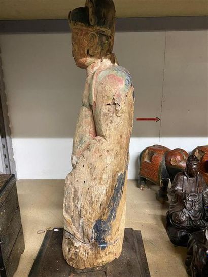CHINE, XIXe-XXe.
Statue en bois sculpté avec...