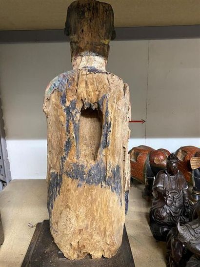 CHINE, XIXe-XXe.
Statue en bois sculpté avec...