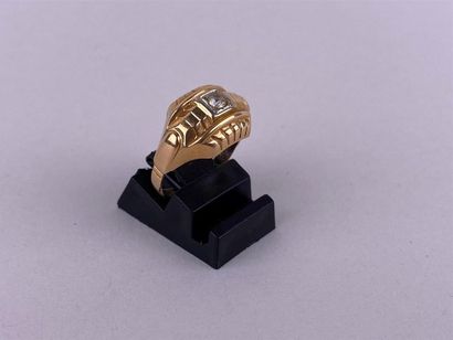 Bague en or jaune et gris 18K ornée d'un...