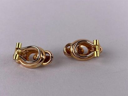 Paire de clips d'oreille en or jaune 18K...