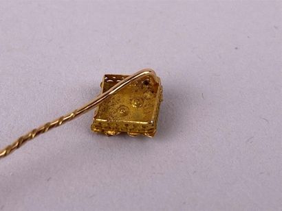 Épingle de cravate en or jaune 18K, l'extrémité...