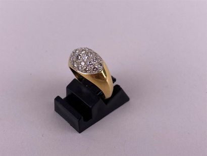 Bague dôme en or jaune et gris 18K pavée...