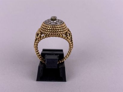 Bague dôme en or jaune et gris 14K centrée...