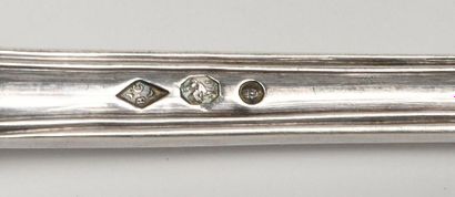 Cuillère à ragoût en argent, modèle à filet,...