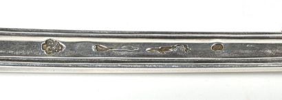 Grande cuillère à olive en argent, modèle...