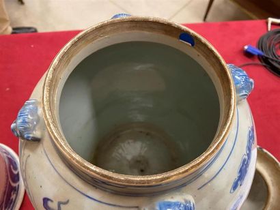 CHINE, fin XIXe-début XXe..
Paire de potiches...