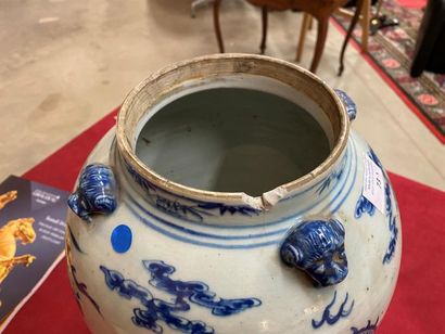 CHINE, fin XIXe-début XXe..
Paire de potiches...