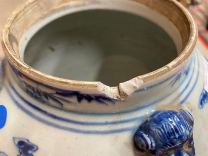 CHINE, fin XIXe-début XXe..
Paire de potiches...