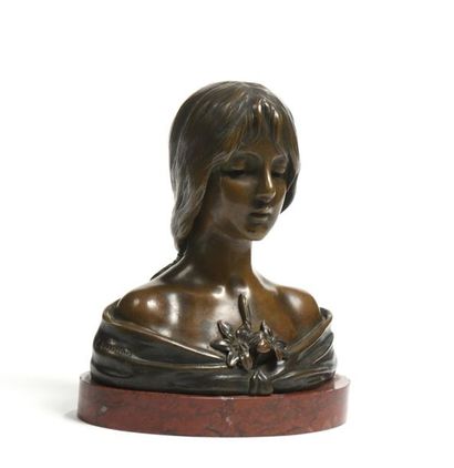 Emmanuel VILLANIS (1858-1914).
Buste de jeune...
