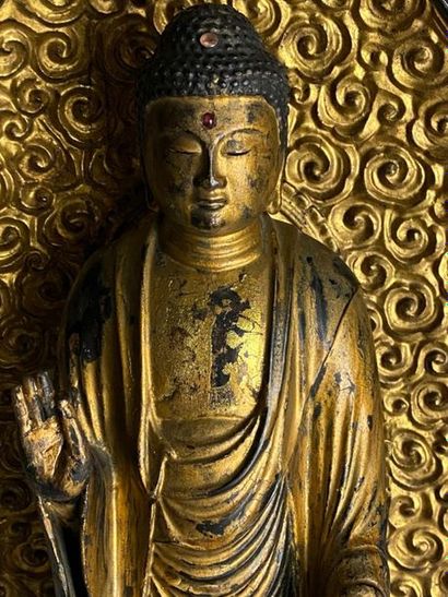 JAPON, XIXe.
Statue de bouddha en bois laqué...