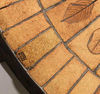 Roger CAPRON (1922-2006).
Table basse circulaire...