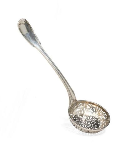 Cuillère saupoudreuse en argent, modèle à...