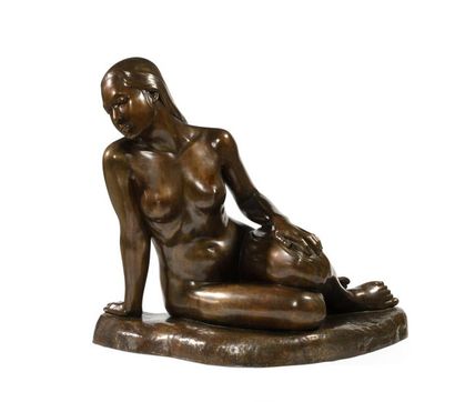 ASKABUL (XXe).
La Baigneuse.
Importante sculpture...