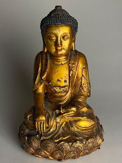 CHINE DU SUD, début XXe.
Statuette de bouddha...
