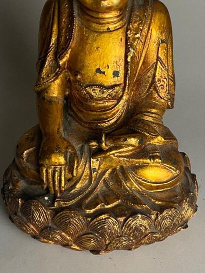 CHINE DU SUD, début XXe.
Statuette de bouddha...