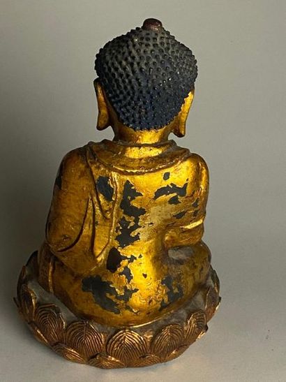 CHINE DU SUD, début XXe.
Statuette de bouddha...