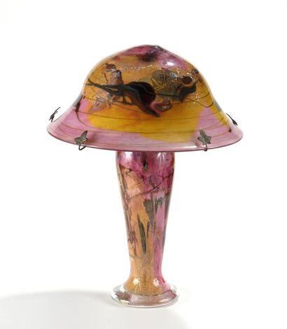 MURANO, XXe
Lampe champignon en verre polychrome,...
