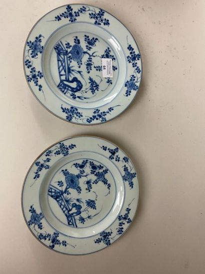 CHINE, XVIIIe.
Deux assiettes en porcelaine...