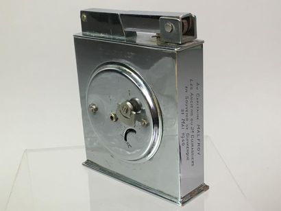 France, période France 40.
Briquet montre...