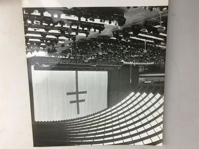 France, XXème.
Souvenirs du Général De Gaulle.
-...