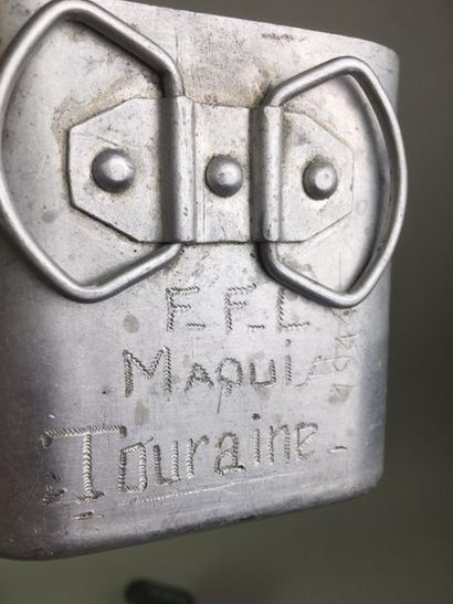 France, période France 40.
Lot de souvenirs.
-...