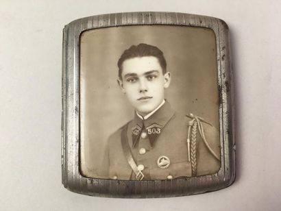 France, période France 40.
Lot de souvenirs.
-...
