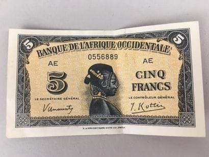 Afrique Occidentale, 2ème GM.
Billet de 5...