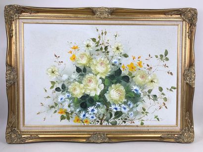 EDWARD (XXe).

Bouquet de fleurs.

Huile...