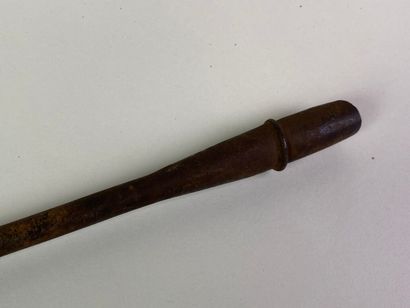 RÉPUBLIQUE DU CONGO.

Arme de jet en fer...