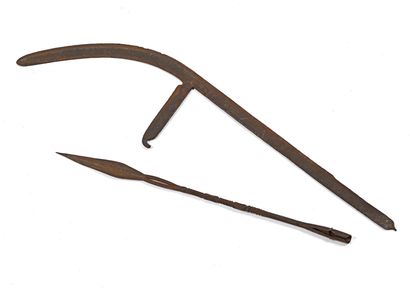RÉPUBLIQUE DU CONGO.

Arme de jet en fer...