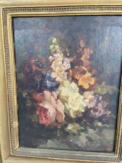 French school XIXth century.

Bouquet of...
