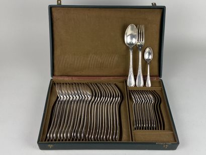 Partie de ménagère en argent comprenant 12...