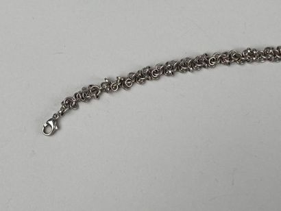 LALIQUE.

Bracelet en argent à maille fantaisie.

Longueur...