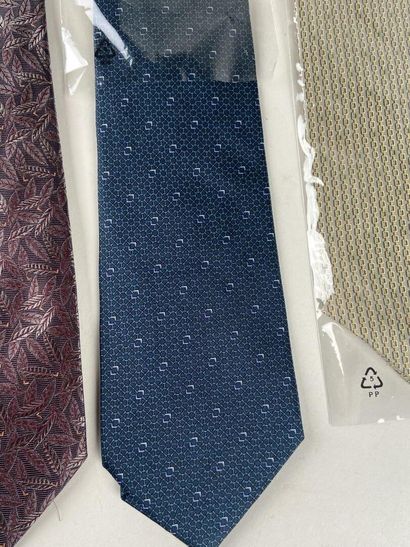 LANCEL Paris.

Ensemble de 4 cravates en...