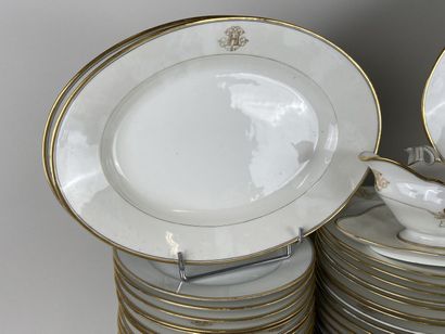 Important service de table en porcelaine...
