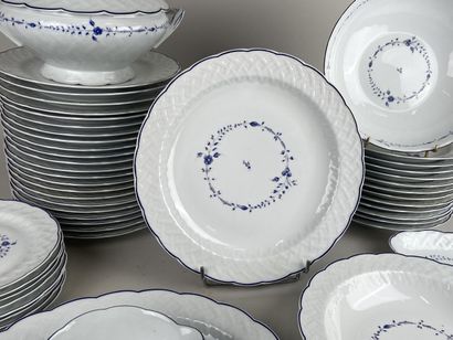 BERNARDAUD Limoges.

Modèle HORTENSE.

Partie...