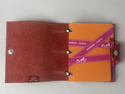 HERMES.

Carnet de notes en cuir souple grainé...