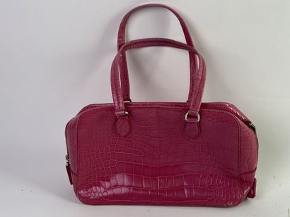 PRADA, Milano.

Sac à main à deux anses en...