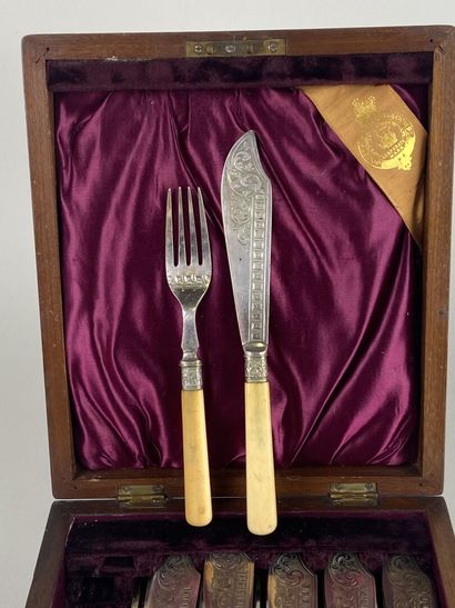 JOSEPH HAYWOOD and COMPY;

Série de 6 couverts...