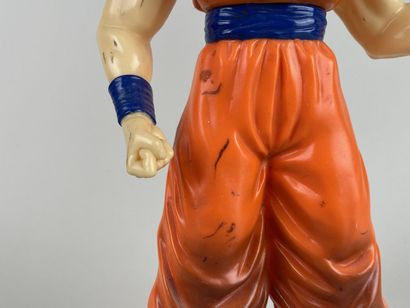 BIRD STUDIO SHUEISHA, TOEI ANIMATION, 1989.

Figurine...