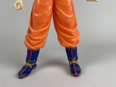 BIRD STUDIO SHUEISHA, TOEI ANIMATION, 1989.

Figurine...