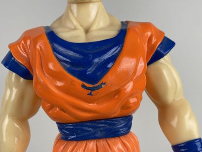 BIRD STUDIO SHUEISHA, TOEI ANIMATION, 1989.

Figurine...