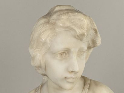 Ecole française vers 1900.

Buste de femme.

Sculpture...